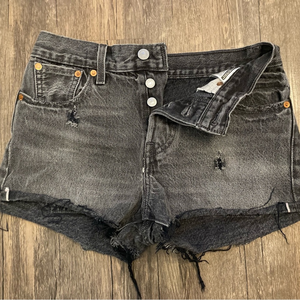 Size 25 Levi's Vintage Black Distressed Selvedge Cut Off Denim Shorts